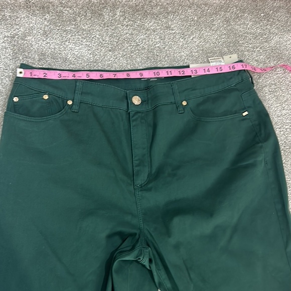 Chico's Jean Basic Aurora Green Ankle Jegging Size 14R NWT - Picture 3 of 9